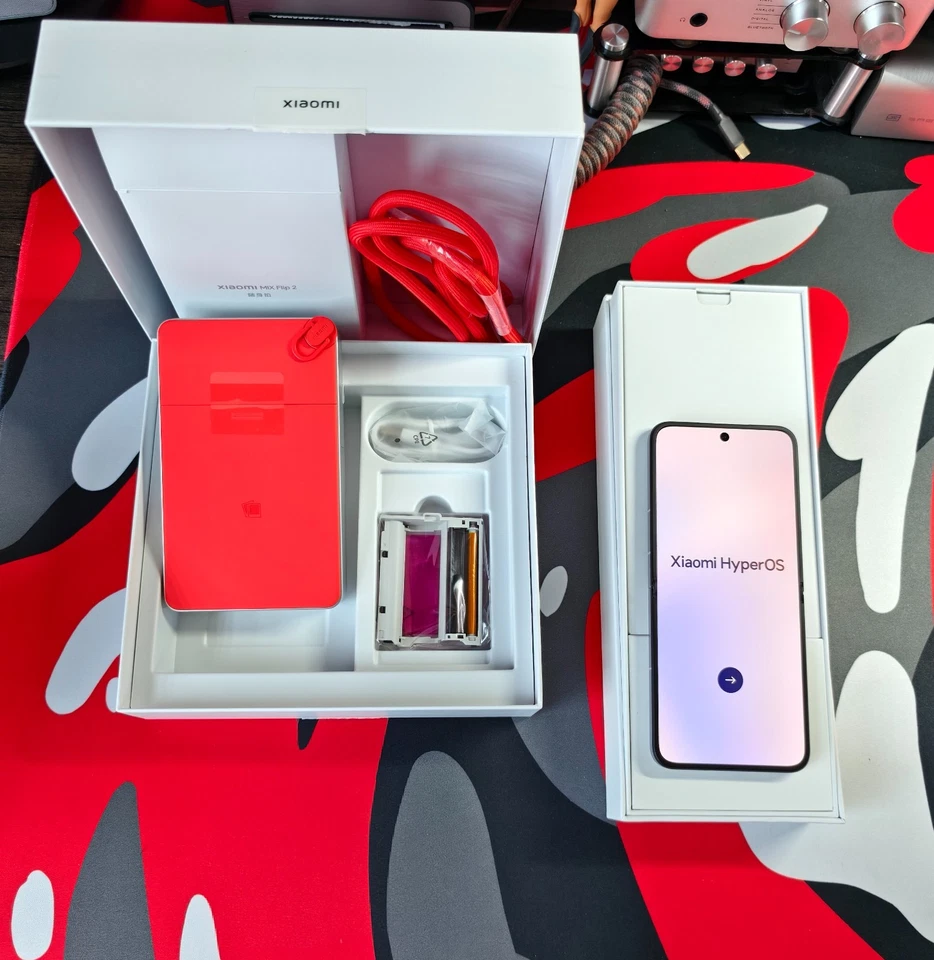 小米混合翻盖 2 5G 512GB/16 GB RAM - 无锁版 — 第 2/4 张图片