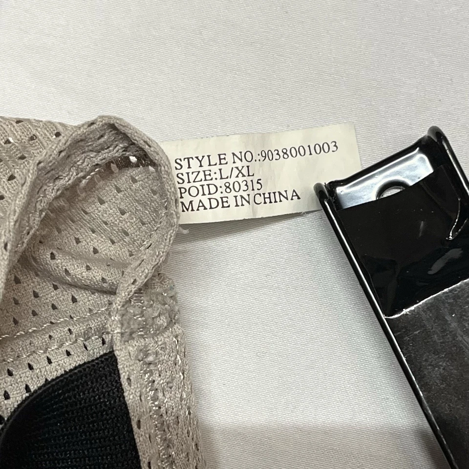 Nike Running Vest Reflective Bib Size Large / Extra Large - Image 3 of 4