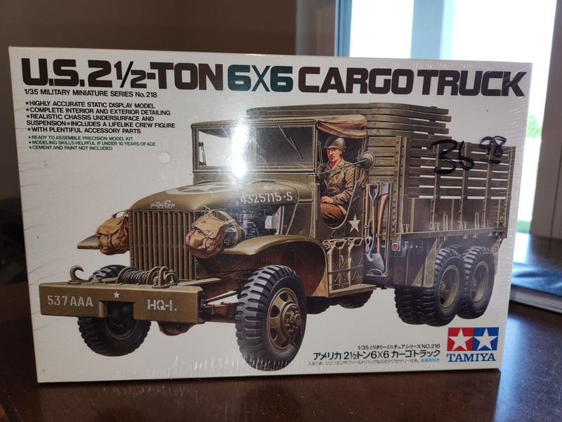 NIOB Tamiya 35218 1/35 WWII U.S Army 2.5 Ton 6x6 Cargo Truck
