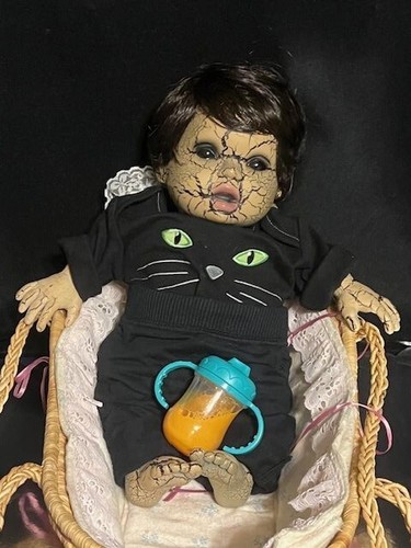 If you like Beetlejuice, listen to this Cute little doll cry! 15" - Picture 5 of 15
