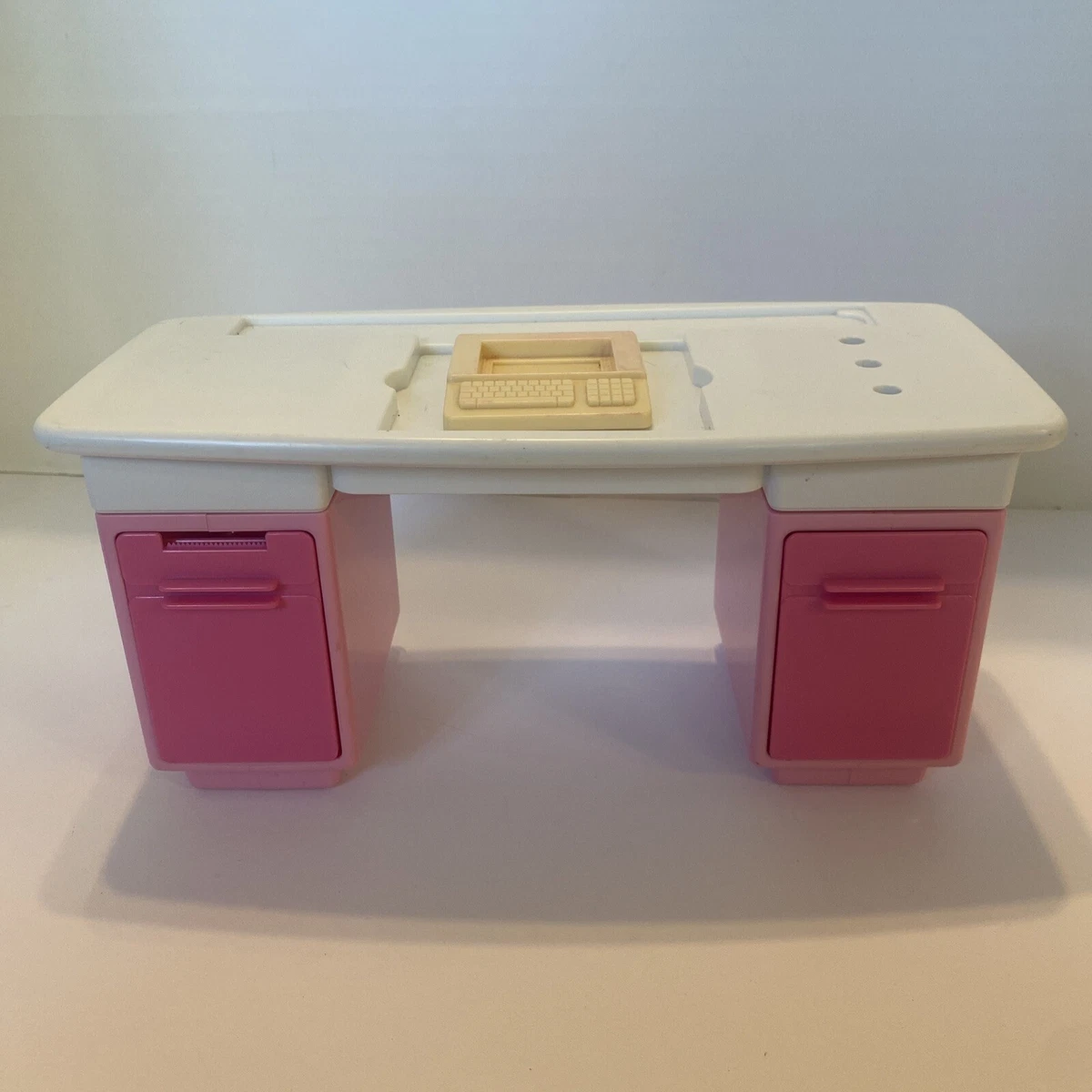 1991 Mattel Barbie Girl Desk Set Tape Dispenser Stamp bottom no