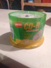 Staples CD-R Recordable 50 Discs 80 Min 700MB Capacity 52X Speed New Sealed