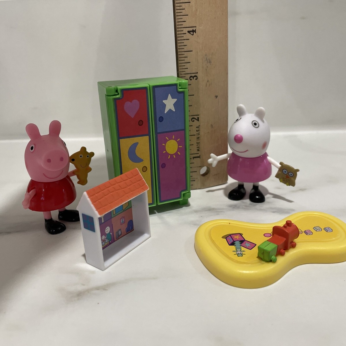 Kids Room) - Peppa Pig Little Rooms Kid Room with Peppa & Suzy