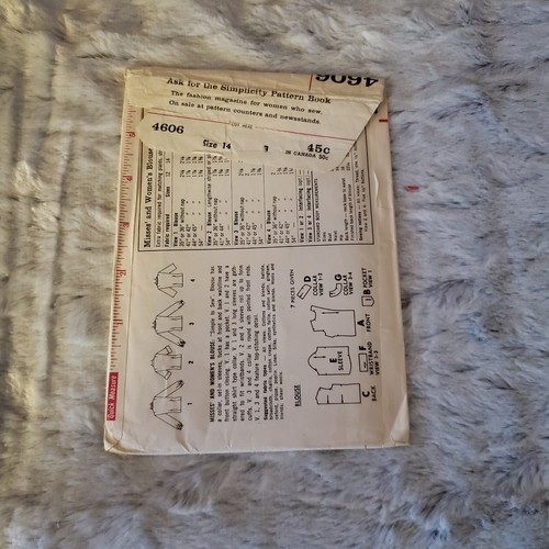 Vintage Simplicity Sewing Pattern 4606 Misses' And Women's Blouse - Cut - Picture 2 of 3