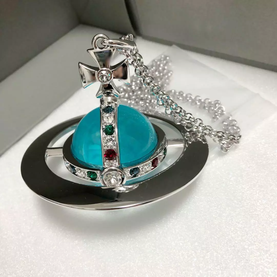 低価限定品】 vivienne westwood ジャイアントオーブ シルバー RFVE7