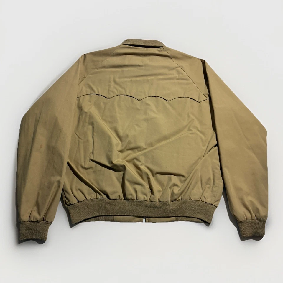 Jaqueta Harrington cáqui vintage anos 80 Sears tartan forrada de flanela bombardeiro feita em Macau - Imagem 2 de 4