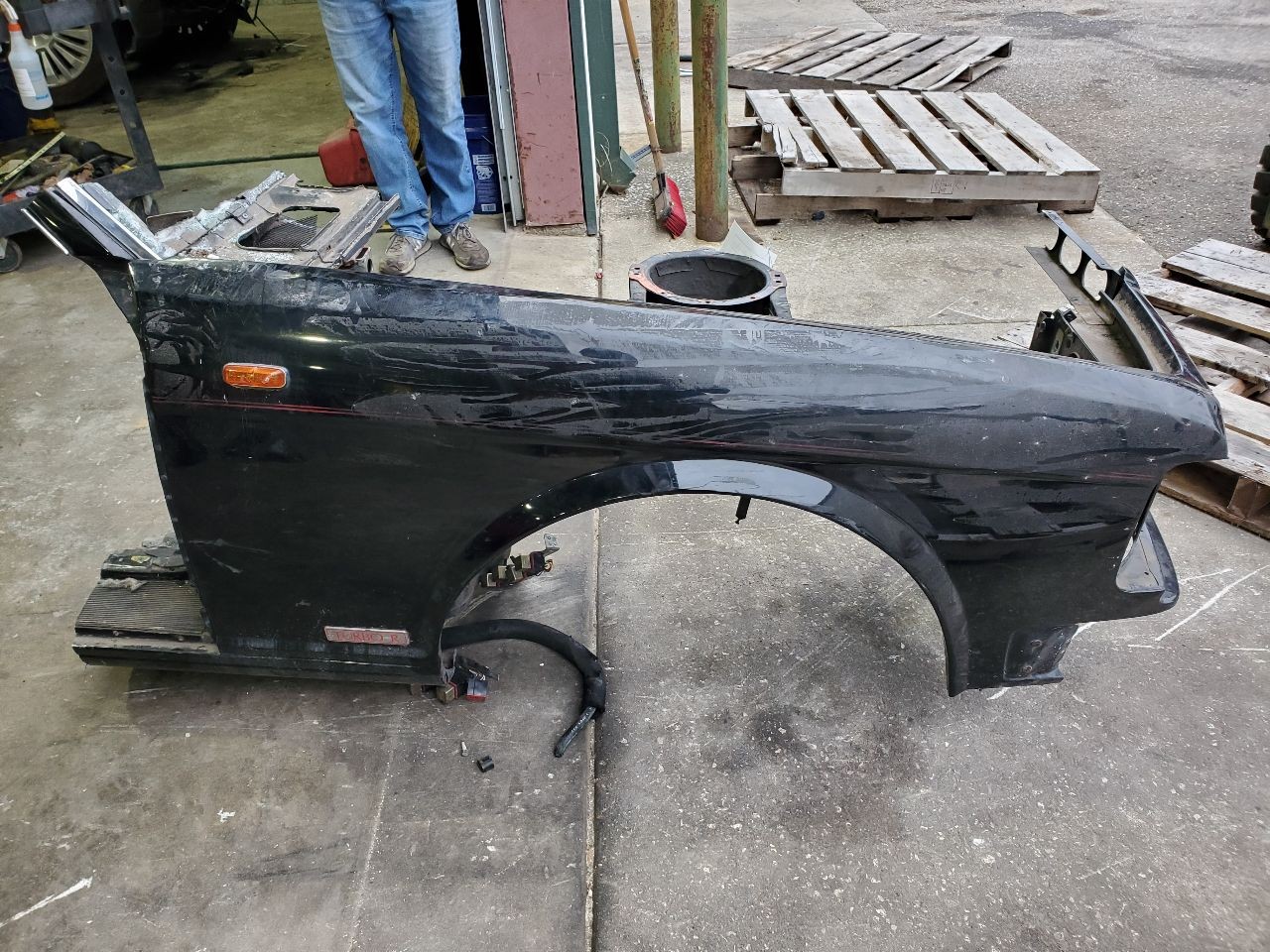 Bentley Turbo R 1991 Fender