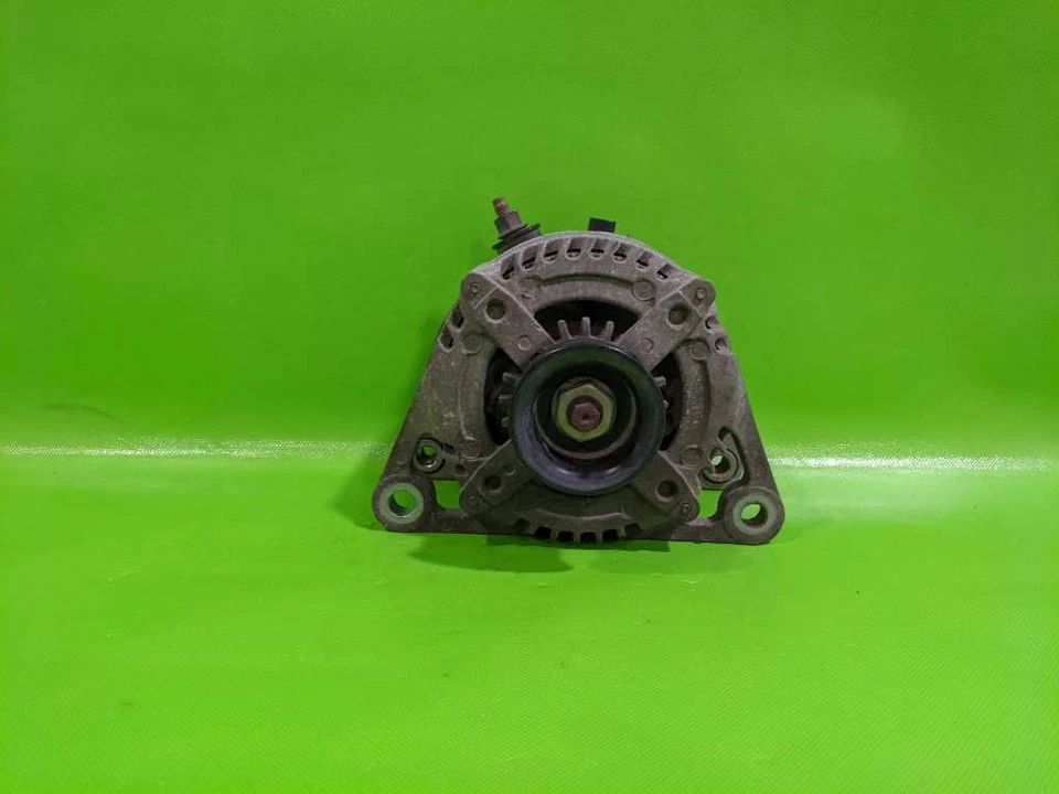 09-18 RAM 1500 5,7 L ALTERNADOR OEM 4011-37 Foto 3 de 4