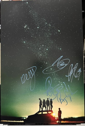 POWER RANGERS CAST SIGNED POSTER PHOTO 12X18 DACRE MONTGOMERY AUTOGRAPH BECKY G - Picture 1 of 3
