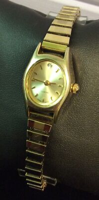 Montre-Bracelet Femme Ton Or Avec Accents Diamant - Mouvement Quartz Japonais - Occasion
