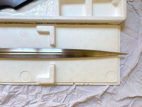 United Cutlery Lord of the Rings Glamdring Sword of Gandalf UC1265 - Picture 5 of 12