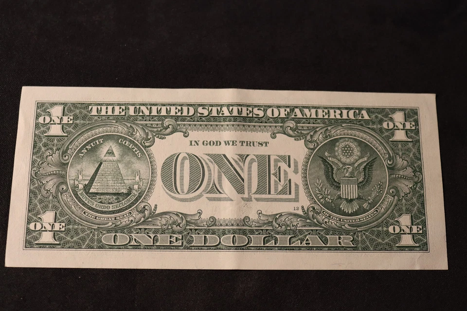 ONE DOLLAR FANCY BIRTHDAY/ANNIVERSARY NOTE [AUG 19, 1950]  SN # L 19500819 A - Image 3 of 3