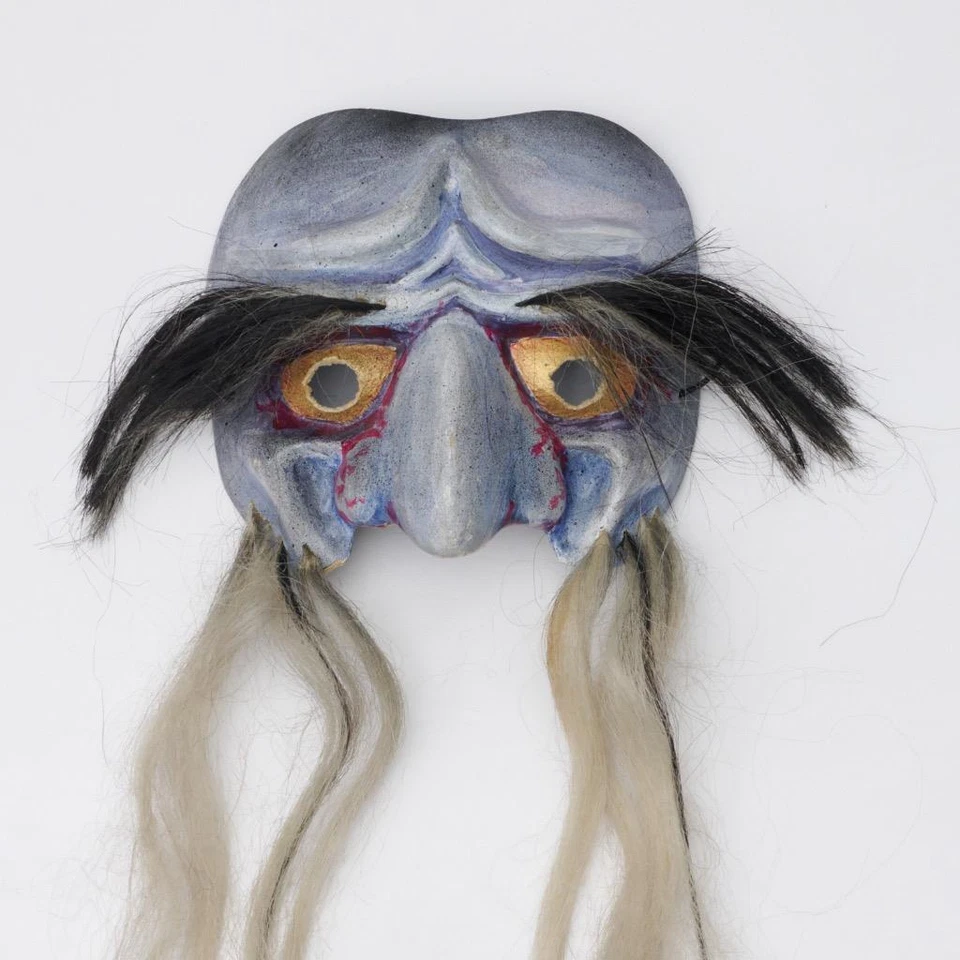 Máscara de papel maché hecha a mano de colección Old Demon Man cara azul ojos dorados cabello real Foto 2 de 4