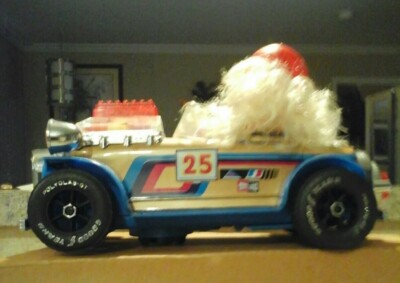 Vintage Cien Go CG-117B Battery Operated Bump'n Go Santa Claus Musical Car 