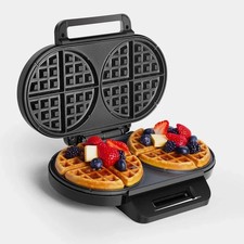 VonShef Double Waffle Maker – 1200W Waffle Machine with Non-Stick Plates