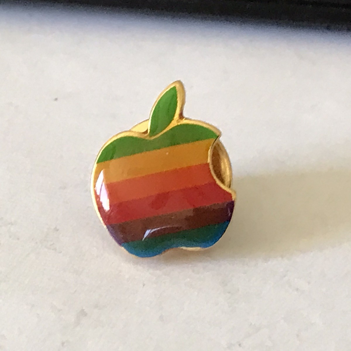 Apple Computer サインボード Vintage 1980's Apple Computer Rainbow Logo Enamel Pin Tie