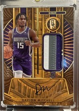 2021-22 Panini Chronicles Gold Standard Davion Mitchell RPA 2/25