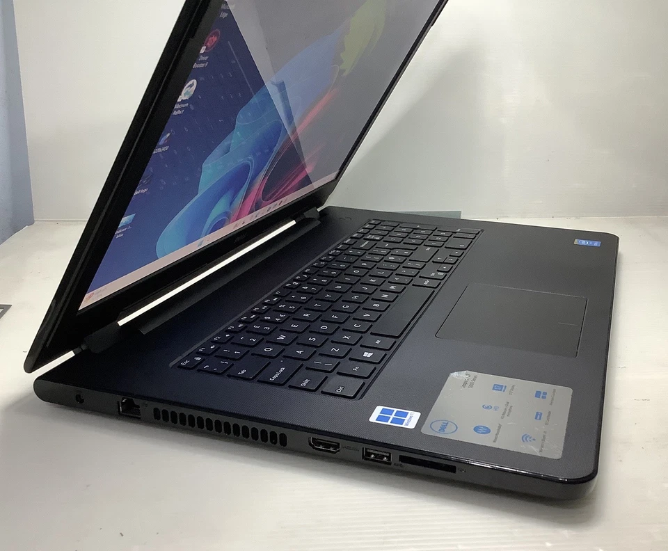 DELL INSPIRON 5758,INTEL i3 @2.00GHz,16GB RAM,256GB SSD,WIN 11 PRO 24H2 “17.3” - Image 2 of 4