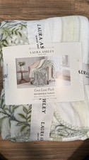 Laura Ashley Blanket Throw 60  x70  Sage Reversible 100 Polyester VERY SOFT 