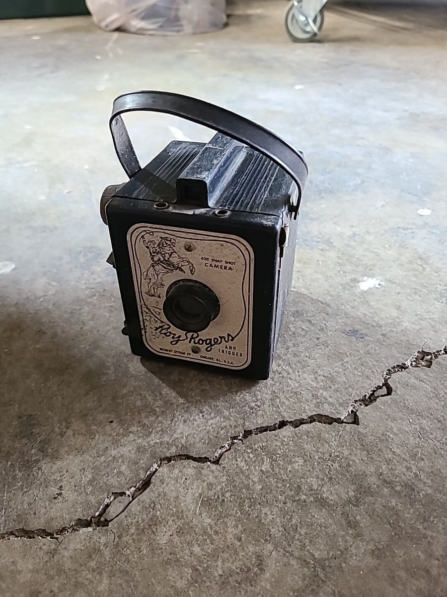 ヴィンテージ　ボックスカメラ　Roy Rogers and Trigger Vintage Roy Rogers & Trigger 620 Snap Shot Camera Herbert