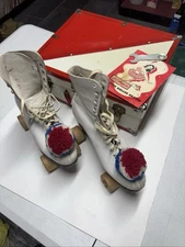 Vintage Chicago Roller Skate Co. Wooden Wheels,  Leather Skates Size 9- IN CASE