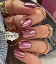 Red Aspen Press on Nails- Jelene's Lessons in Giving- Short • Squoval • Chrome