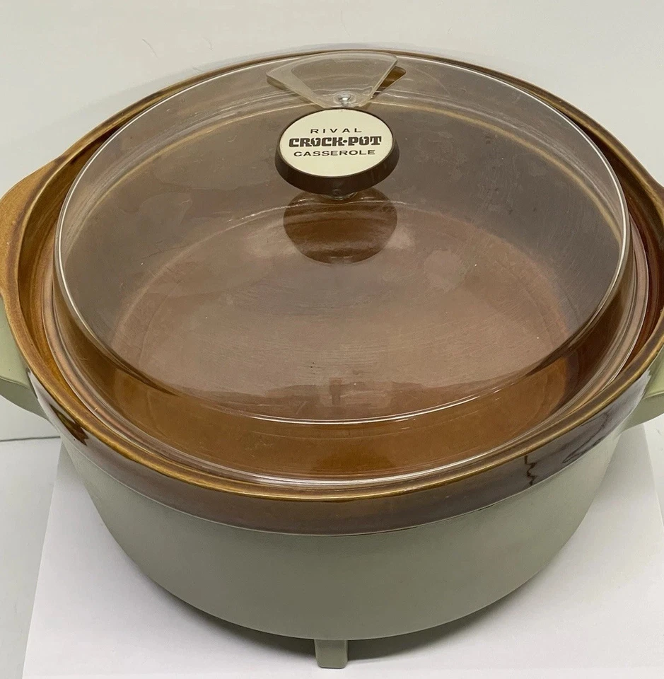 Cazuela calentador con tapa retro años 70 cocina aguacate Rival de colección Foto 2 de 4