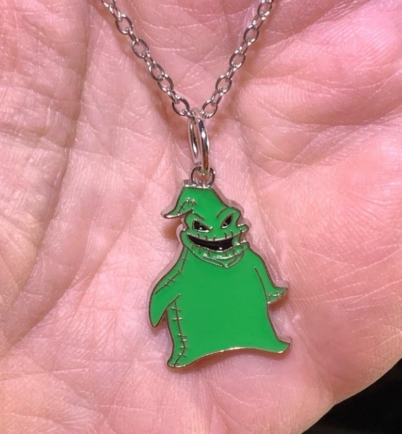 Colgante de plata Oogie Boogie Pesadilla antes de Navidad en cadena de collar de plata Foto 4 de 4