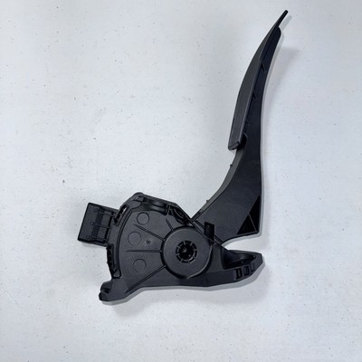 Accelerator Pedal Sensor SU13882