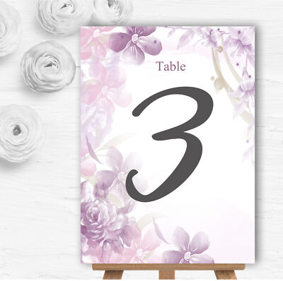 Helllila Aquarell Blumen personalisiert Hochzeit Tischnummer Name Karten