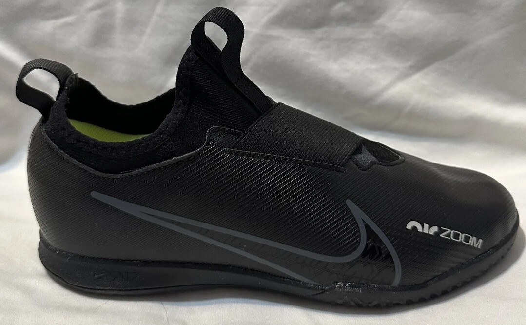 Nike Jr Zoom Mercurial Vapor 15 Academy IndoorSoccer DJ5619