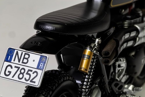 Corgi James Bond 007 Triumph Scrambler 1200 No Time to Die 1:12 Scale CC08401 - Picture 12 of 14
