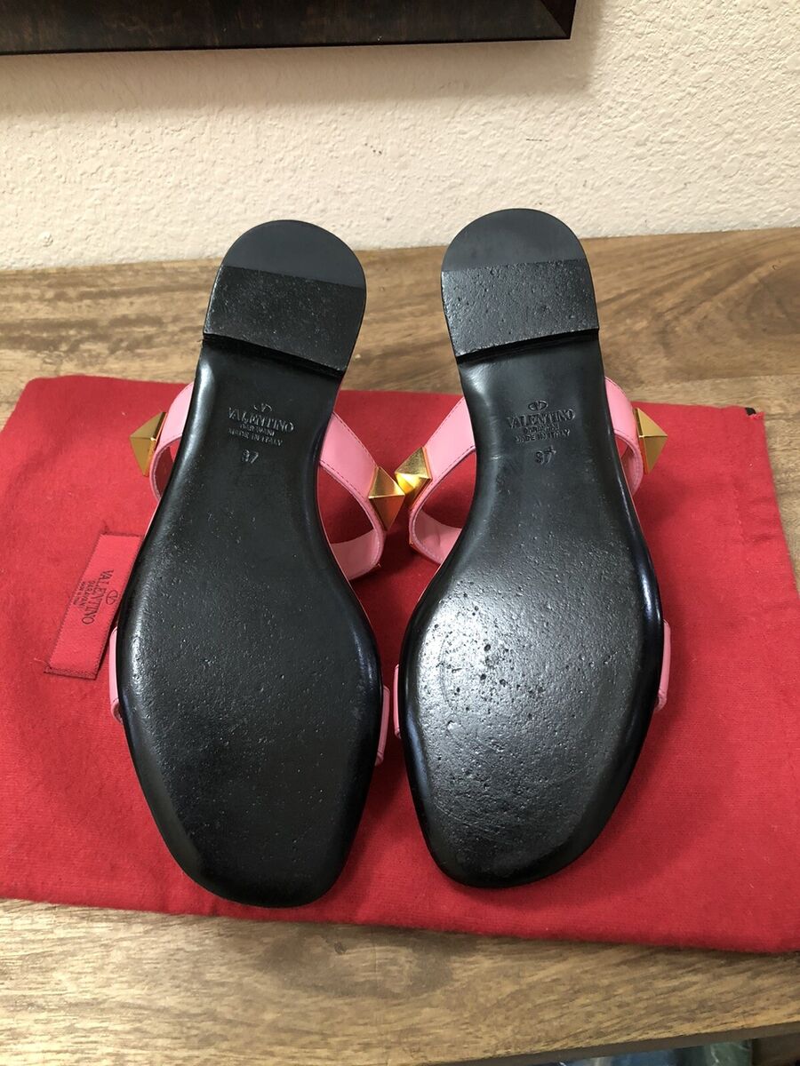 Valentino Garavani Roman Stud Flat Slide Sandals EU Size 37 Valentino Garavani Roman Stud Flat Slide Sandals EU Size 37