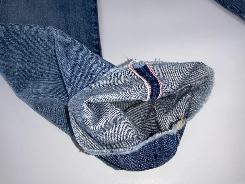 Jeans Vince Crop Talla 26 Azul Ribete Redline EE. UU. Botón Distress Mosca YGI D2-76 Foto 3 de 4