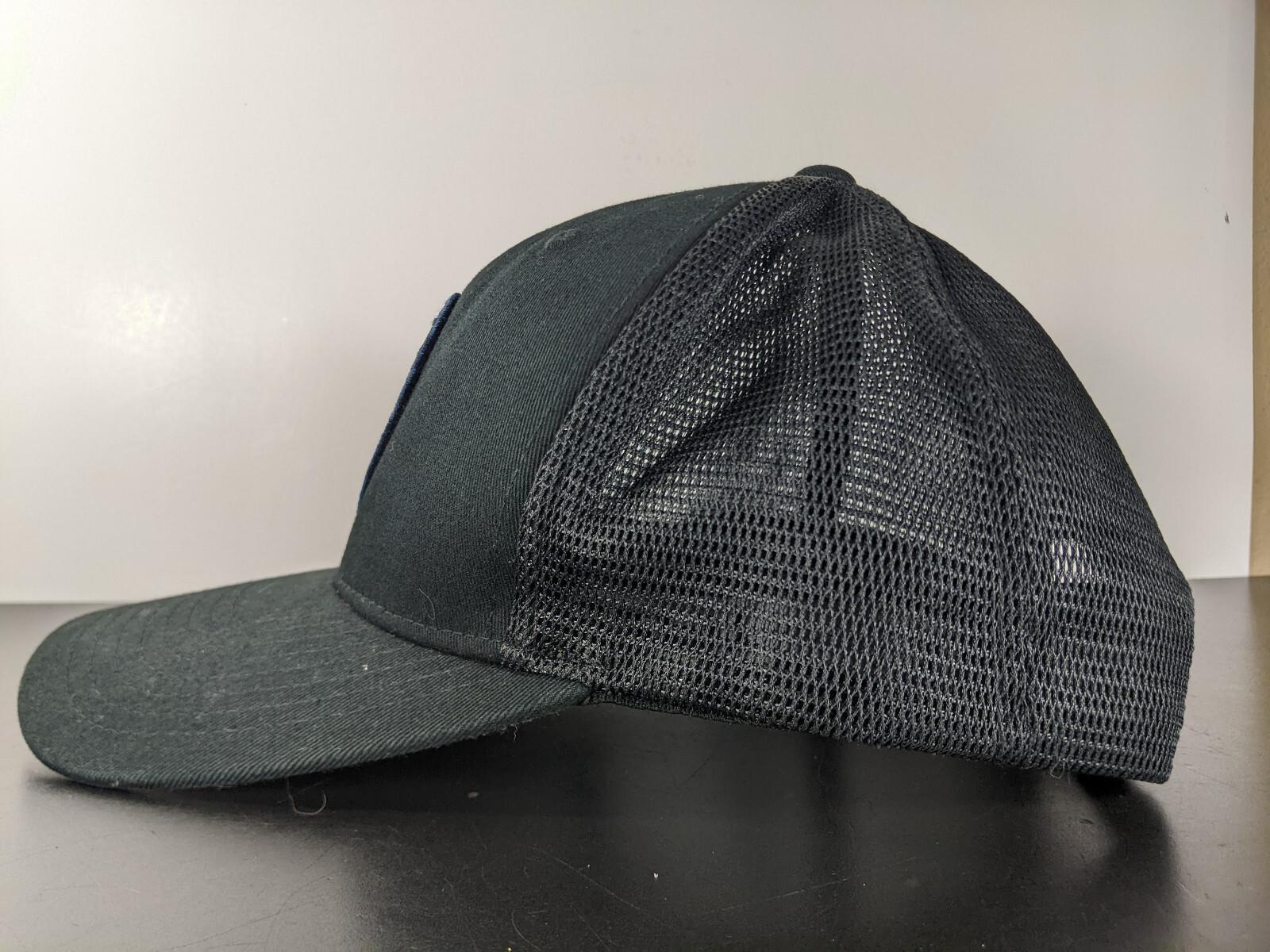 Pendleton Woolen Mills Circle Patch Black Mesh Fl… - image 5