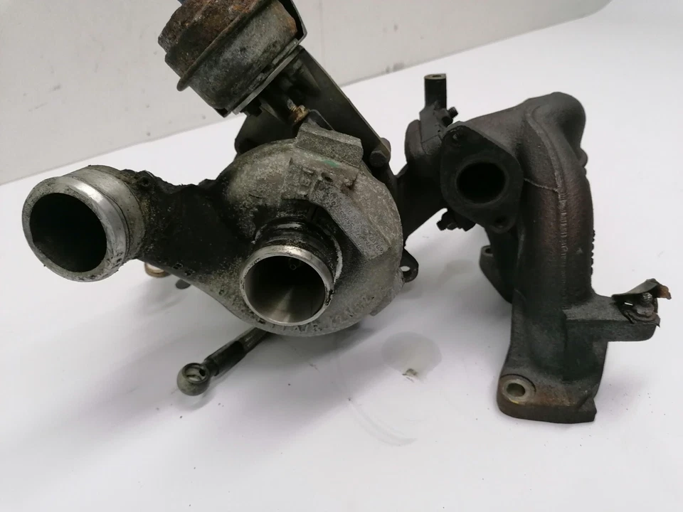 FIAT Stilo 192 1,9 JTD-  Turbolader Turbo  55205370 (99) - Bild 2 von 4