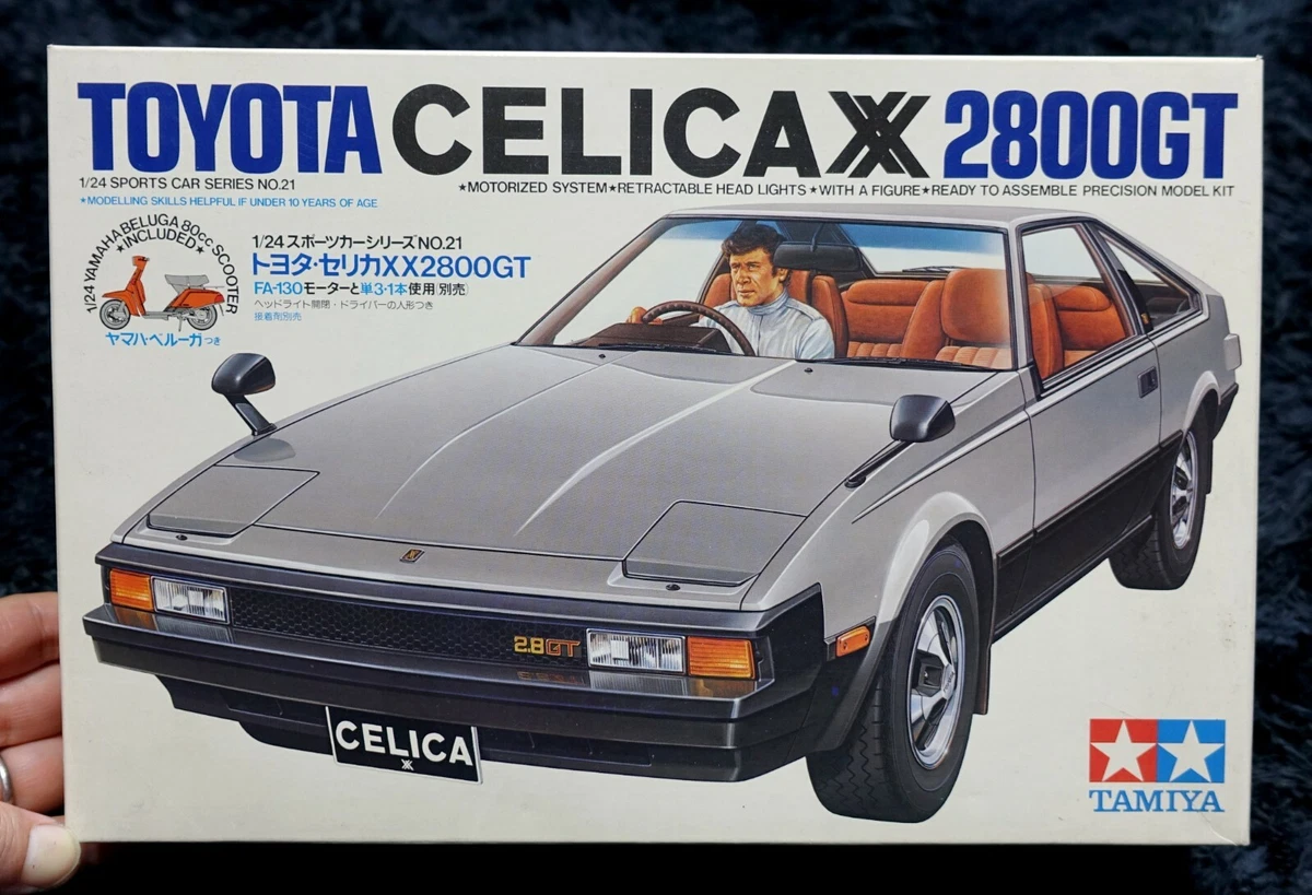 TOYOTA CELICA XX 2800GT & YAMAHA SCOOTER BELUGA SET MODEL TAMIYA 