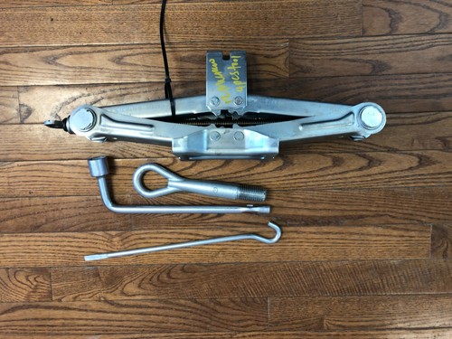 2008-2014 SUBARU IMPREZA OEM Emergency Spare Tire Jack Tools 4pcs Set - Picture 6 of 9