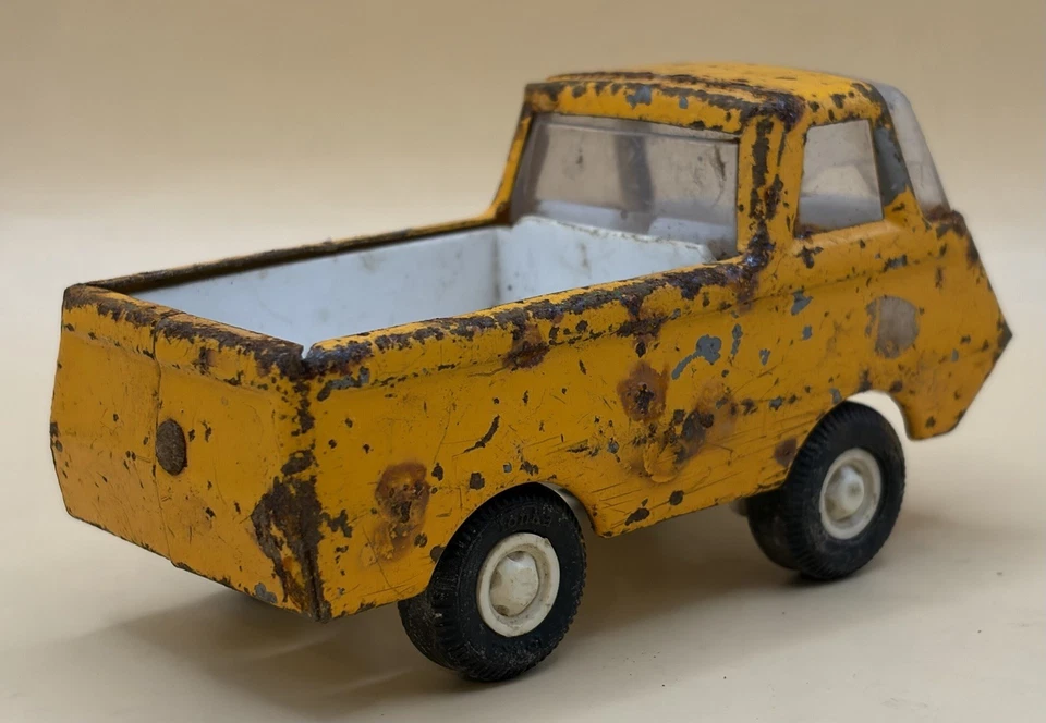 Tonka Tinplate Pick-Up Truck - Yellow  - Image 3 of 4