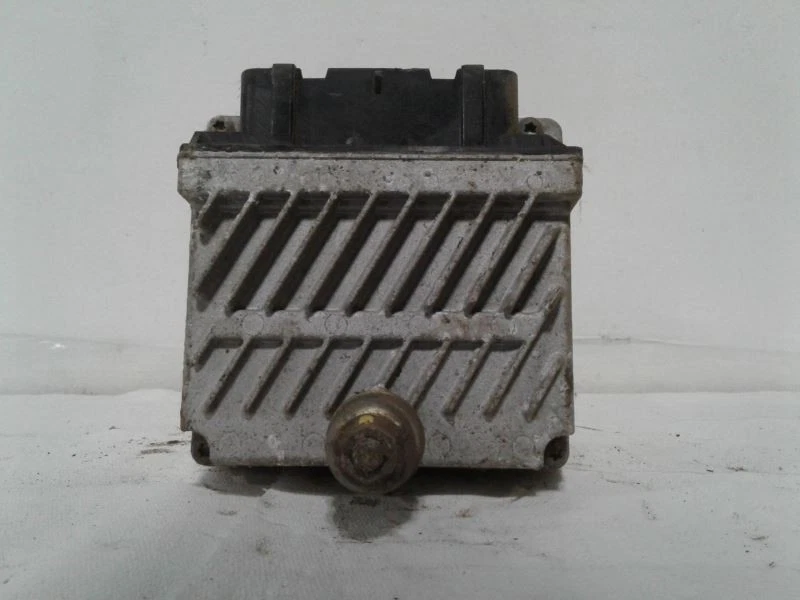 Насос антиблокировочной тормозной детали подходит для 96-97 SABLE 626800 - Изображение 2 из 4