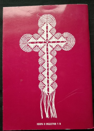AN ABC of LACE PATTERNS by GILIAN DYE - Picture 2 of 10