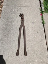 Snow Chains Professional 32" Handle Truck and Tractor Tire Chains Pliers Tool