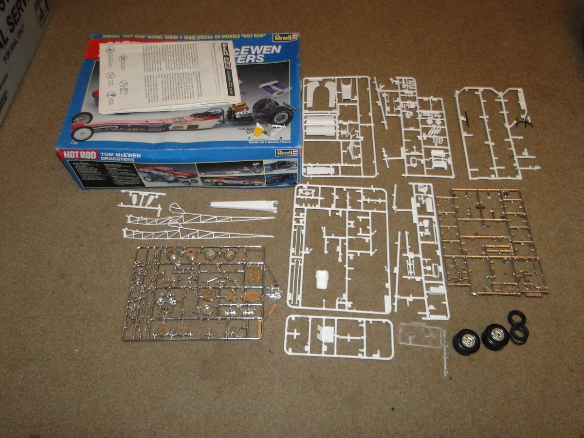 ミニカー REVELL 1988 ALL RIGHTS RESERV ED 1988 Revell Hot Rod Tom McEwen Dragster ONLY 1/25 Model Kit NHRA
