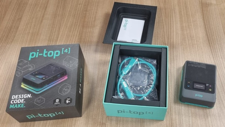 Raspberry Pi 4 Fitted in a Pi-Top 4 CASE