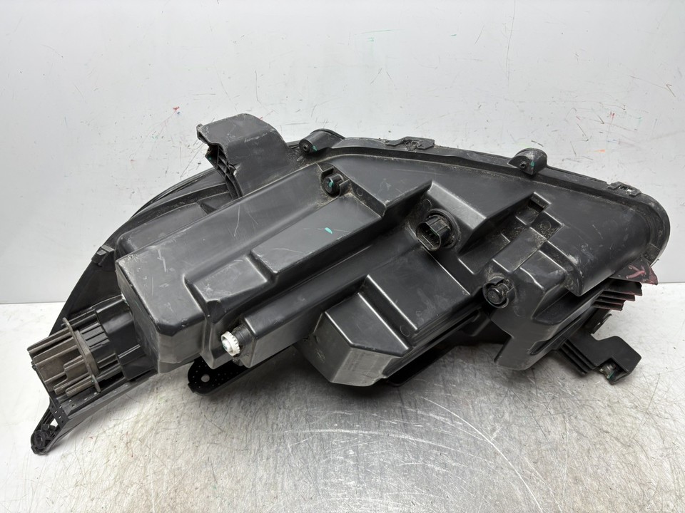MAXUS DELIVER 9 2020 24 HEADLIGHT HEADLAMP DRIVERS SIDE C00114002 P282 maxus-deliver-9-2020-24-headlight-headlamp-drivers-side-c00114002-p282