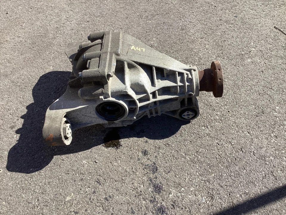 2007 - 2010 Audi Q7 3.6L Premium Rear Axle Differential Carrier 4460310019 OEM Foto 2 de 4