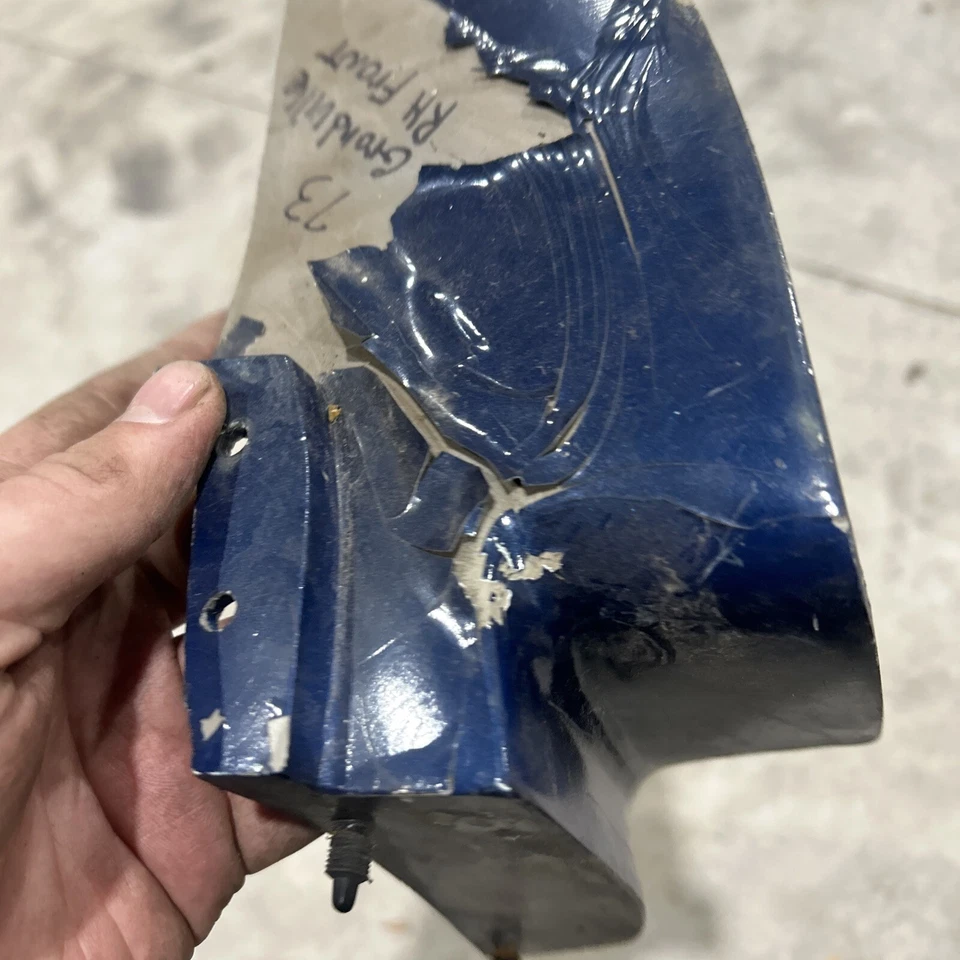 1973 Pontiac Grandville RH Front Body Filler - Image 3 of 4