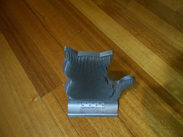 kong connects kitty comber