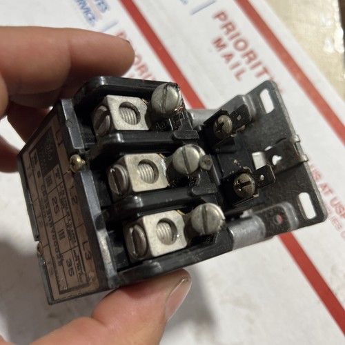 GE CR353ABY0002B 3 POLE CONTACTOR 25A 208/240V COIL Warranty ED4U #2089 - Picture 7 of 11