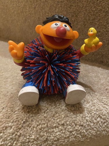 Vintage 1996 Sesame Street ERNIE KOOSH BALL Toy Collectible Character !